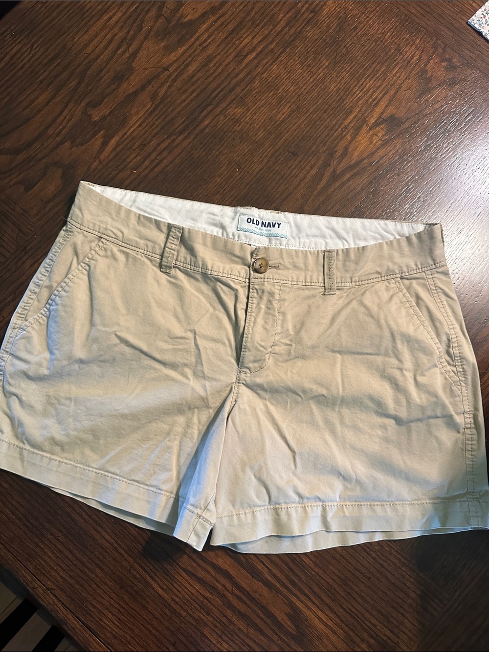 Old Navy Beige/Tan Women's Chino Shorts